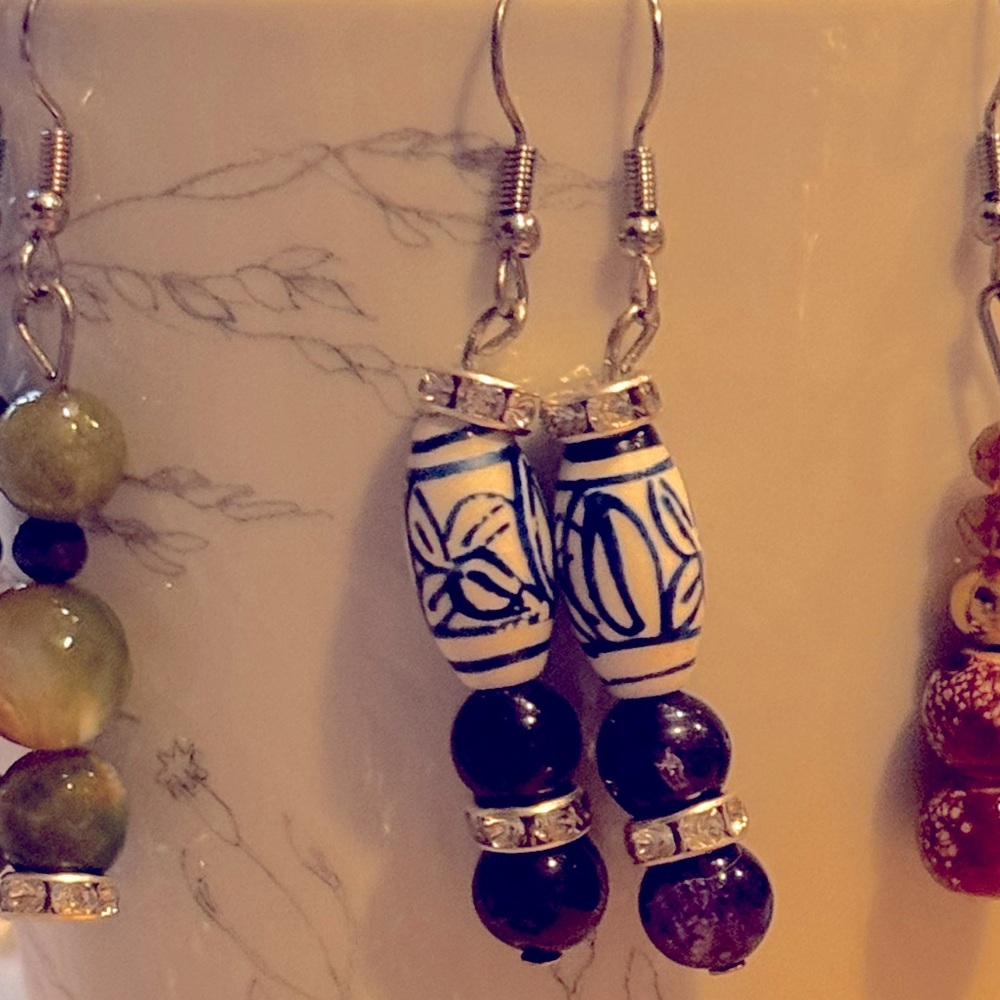 Acrylic and glass beads combination in blue and purple color mix